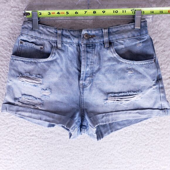 FOREVER 21 Destroyed Button Fly Rolled Cuff Jean Shorts Women Size 28 High Rise - Picture 2 of 7